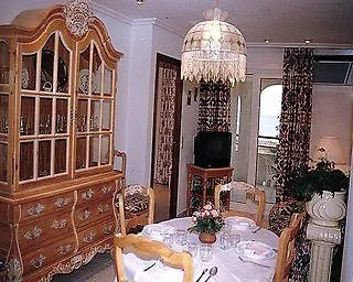 Hotel El Cano 3*
